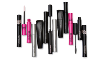 De Mary Kay mascaracollectie is als zigzagpatroon te zien.