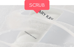 De Mary Kay Exfoliating Scrub uit de matterende en hydraterende Mary Kay verzorgingsserie